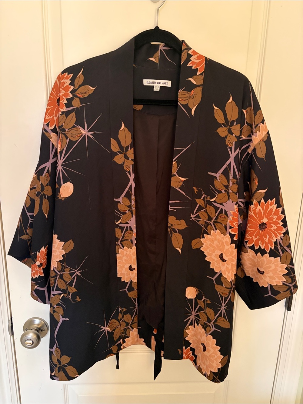Elizabeth and James- Drew Black Floral Kimono Jacket- size xs/s-NWOT